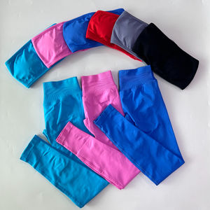 DCK-905 2-delige sportset dames rugloze bandeau sportbeha scrunch leggings yogakleding workout kleding outfits gymset - Product Image 2