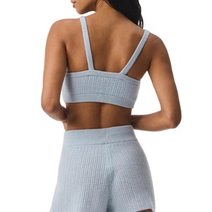 Sujetador deportivo de poliéster transpirable y cómodo con patrón a cuadros, de alto soporte, para mujer, talla grande, personalizable, ideal para verano. - Product Image 3