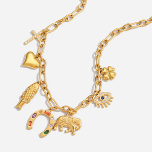 Collier porte-bonheur doré avec pendentifs fer à cheval, œil porte-bonheur, croix, cœur, poisson, éléphant pour femme, cadeau bijoux - Product Image 1