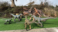 Achetez une scène de combat de dinosaures réalistes entre Triceratops et Velociraptors Statue de dinosaure animatronique