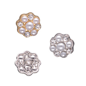 11mm cao minh bạch lung linh pha lê mặt dây chuyền 3D ngọc trai hoa lưỡi <span class=keywords><strong>Rhinestone</strong></span> nút sang trọng phong cách sang trọng hợp kim kẽm trang phục - Product Image 4