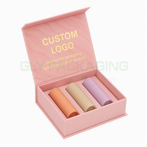 Biểu Tượng Tùy Chỉnh Lớn Son Dưỡng Môi Bộ Quà Tặng Bao Bì Hộp Với Từ Đóng Cửa Cứng Nhắc Giấy Hiển Thị Mỹ Phẩm Hộp - Product Image 2