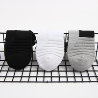 Chaussettes de sport en maille terry noires et blanches personnalisées pour hommes, chaussettes de basket-ball et de golf athlétiques