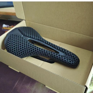 <span class=keywords><strong>Selle</strong></span> <span class=keywords><strong>de</strong></span> vélo GOLDIX <span class=keywords><strong>ultra</strong></span> légère en carbone imprimée en 3D, ventilation simple, coussin <span class=keywords><strong>de</strong></span> course <span class=keywords><strong>VTT</strong></span>, sécurité avant tout - Product Image 5