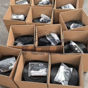Kit de Protección Contra Aves para Paneles Solares <span class=keywords><strong>YACO</strong></span>, Malla Soldada Negra con Protección UV, Tamaño del Orificio 1/2''x1/2'', Longitud de 100 pies - Product Image 5
