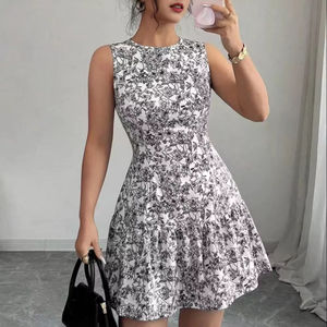 Vestido Mini Plisado Transpirable con Cintura Natural y Corte Ajustado sin Mangas con Estampado Floral para Mujer, Colección Otoño 2026 - Product Image 1