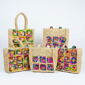 Bolso tote de ganchillo para mujer, estilo bohemio, con paneles bordados, abierto por encima, para todas las estaciones - Product Image 1