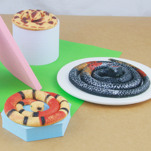 Vendita calda realistica serpente scherzo giocattolo per bambini serpente squishy giocattolo di simulazione serpente elastico giocattolo - Product Image 6