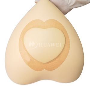 แผ่นปิดแผลซิลิโคนชนิดมีขอบ ผลิตโดยผู้ผลิตที่ได้รับการรับรองมาตรฐาน CE ระดับ II สำหรับการรักษา<span class=keywords><strong>แผล</strong></span>กดทับ ขนาด 7*7 นิ้ว สำหรับใช้ในโรงพยาบาล - Product Image 1