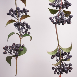 卸売高品質リアルタッチ5.2ftロングフェイクホリーブルーベリーツイン葉付き人工ベリーガーランド - Product Image 4