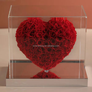 <span class=keywords><strong>Rose</strong></span> éternelle conservée dans <span class=keywords><strong>une</strong></span> boîte en acrylique avec un support de cœur qui dure un an cadeau pour elle (<span class=keywords><strong>Rose</strong></span> rouge) - Product Image 2