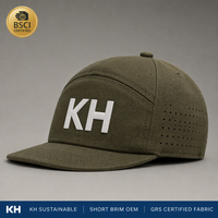 Casquette 5 panneaux durable certifiée GRS et agréée BSCI, casquette de campinguriste personnalisée à visière courte avec trous découpés au laser pour les marques IP mondiales