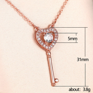 Collana Classica con Ciondolo a Cuore e Chiave per Donna, Catena a Maglie, Gioiello alla Moda da Indossare Ogni Giorno - Product Image 5