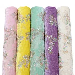 Tissu en velours de rayonne de luxe avec motif floral 3D perlé et broderie fil doré, artisanat lourd pour abayas et robes de soirée haut de gamme - Product Image 1