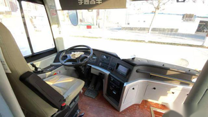 Autobús eléctrico Yut0ng ZK6115 de precio barato usado a la venta transmisión automática de 48 asientos diseñada para desplazamientos modernos - Product Image 6