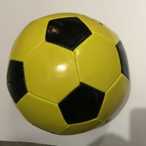 Ballon de football de qualité professionnelle avec logo personnalisé, adapté aux entraînements et aux matchs en intérieur/extérieur, coutures mécaniques, taille 5. - Product Image 5