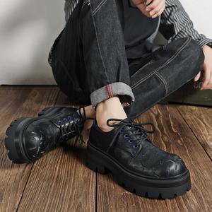 รองเท้าลำลองผู้ชาย ดีไซน์เนอร์คุณภาพสูง หนังแท้ลายแตก ทรง Derby หัวแหลม แบบผูกเชือก กันลื่น ระบายอากาศได้ดี น้ำหนักเบา - Product Image 3