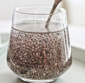 <span class=keywords><strong>Semi</strong></span> di Chia Neri Essiccati all'Ingrosso, Materia Prima, <span class=keywords><strong>Semi</strong></span> di Chia Neri Biologici - Product Image 6