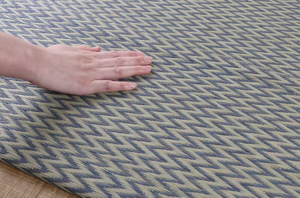 Alfombra Ecológica de Diseño Elegante, Fabricada a Máquina, Tipo Rompecabezas sin Bordes, Estilo Tatami Japonés, 4 Variaciones de Color, Serie PEER - 70x70cm, Antideslizante - Product Image 4