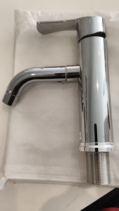 Robinet de lavabo moderne à trou unique, rotatif à 360 degrés, eau chaude et froide, en acier inoxydable, pour salle de bain, appartement, robinet de mélange d'eau - Product Image 5