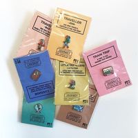 Cartes en carton personnalisées avec logo imprimé pour présentation de bijoux (broches et épingles) – Emballage sur mesure, taille et couleur personnalisables, production en petites séries