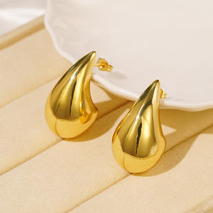 Boucles d'oreilles Huggie dorées plaquées or 18 carats, en alliage géométrique, unisexe, tendance, à la mode - Product Image 4