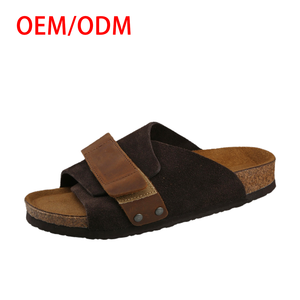 Pantoufles en cuir de vachette confortables certifiées CE, axées sur le marché européen, avec semelles intérieures de soutien pour plateforme, en liège, directement de l'usine - Product Image 2