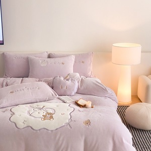 Copripiumino ricamato imbottito imbottito da 230g con toppa a cartone animato pieno opaco in stile viola lenzuola da letto Set da quattro pezzi <span class=keywords><strong>per</strong></span> bambini - Product Image 2