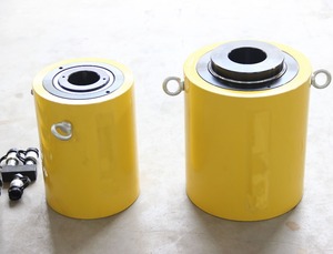 Cylindre hydraulique à double effet à piston creux - Product Image 1
