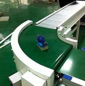 90 derece eğri küçük eğim kaynak basın kavisli Cleated PU anti-statik yeni programlanabilir bant konveyör - Product Image 5