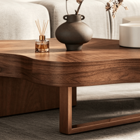 Table basse personnalisée en style italien moderne, couleur crème nuage, pour petits espaces de vie, avec structure en bois portable, plateau en pierre, écologique, vintage
