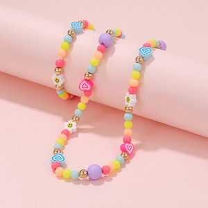 Set di Gioielli per Bambini all'Ingrosso, Braccialetto e Collana con Perline Acriliche Colorate a Forma di Cuore, Gioielli Fai-da-Te - Product Image 3