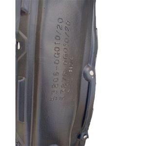 Protector de Guardabarros Delantero de Plástico Negro para Toyota Prado 2009 - Product Image 3