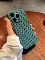 Coque de téléphone souple en silicone PC noir, bleu, vert, étanche, antichoc, respirante, dissipant la chaleur, pour iPhone – Vente en gros depuis la Chine