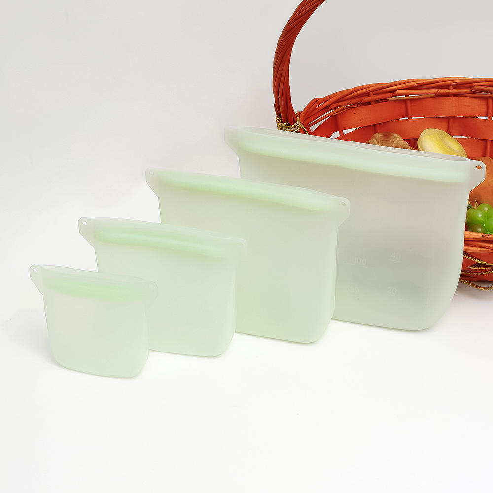 สีเขียวอ่อน