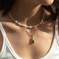 Joyería fina de moda, collar de perlas de cadena de capa de acero inoxidable, collar con colgante de ángeles de circón verde chapado en oro