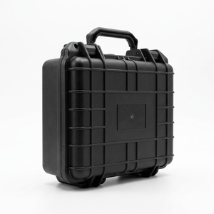 Caja de Herramientas Portátil de Plástico Negro Resistente, Estructura Reforzada, Clasificación IP67 a Prueba de Agua, para Almacenamiento en Exteriores - Product Image 1