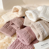 Chaussettes d'hiver pour femmes, couleur unie, tricotées, thermiques, épaisses, décontractées, noires, blanches, en cachemire, en laine, en chanvre japonais, en polyamide