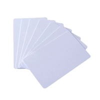 Cartes vierges programmables CR80 13,56 MHz en stock pour contrôle d'accès