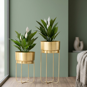 Offre spéciale jardinière en métal fabriqué à la main meilleure qualité Pot de fleur en fer jardin décoration de la maison prix de gros utilisation suspendue - Product Image 5