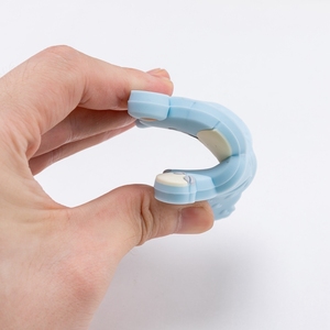 Bebé <span class=keywords><strong>mordedor</strong></span> colgante Animal hipopótamo forma cuidado de recién nacido juguete - Product Image 2