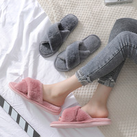 Hiver Femmes Intérieur Pantoufles Décontractées Femme Tongs Fluffy Shoes Cross Design Slides Ladies Soft Warm Plush Slipper