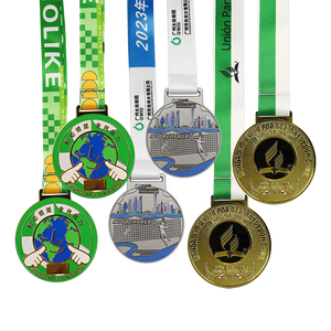 Medalla esmaltada de arcoíris en aerosol, evento de maratón personalizado que brilla en la oscuridad, fútbol, triatlón, eventos, Media Maratón - Product Image 1