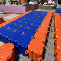 Jet ski quai flottant HDPE ponton flottant quai U forme rouleau Cubes à vendre
