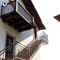 Escalier droit extérieur Prima, fauteuil monte-escalier droit pour la maison avec ceinture de sécurité et télécommande, fabricant OEM