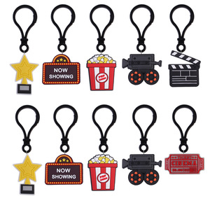 Dessin animé cinéma série voiture petit pendentif sac d'école décoration porte-clés fête petits cadeaux en gros - Product Image 1