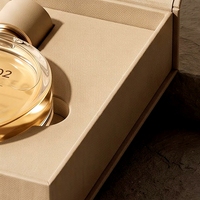 Boîte de présentation rigide écologique de style livre blanc magnétique personnalisée de qualité supérieure pour flacon unique de parfum ou cosmétique sur mesure