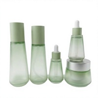 Ensemble cosmétique en PETG, flacon triangulaire pour toner et sérum, flacon conique en PET pour essence, personnalisation du logo OEM, 50 ml/100 ml