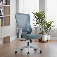Chaise de bureau exécutive ergonomique moderne et confortable avec repose-pieds entièrement en maille, appui-tête réglable, base en acier et siège pivotant