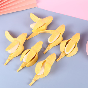 Jouets de relaxation à pétrir en forme de bananes pelées simulées, à rebond lent, outils de décompression, jouets fruits anti-stress en plastique, silicone et TPE, pour les 2 ans et plus - Product Image 5